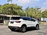 Фото 21 - Geely Coolray