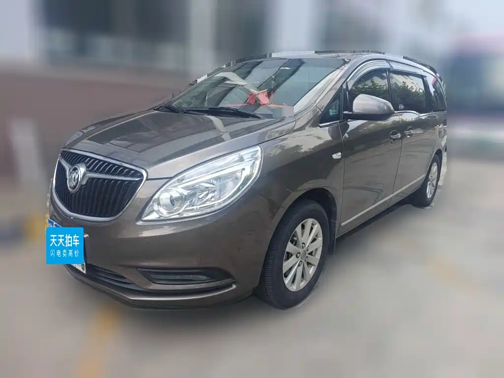 Фото 1 - Buick GL8