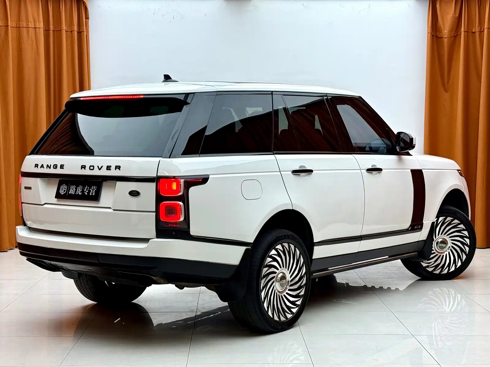 Фото 4 - Land Rover Range Rover