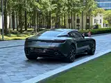 Фото 9 - Aston Martin DB11