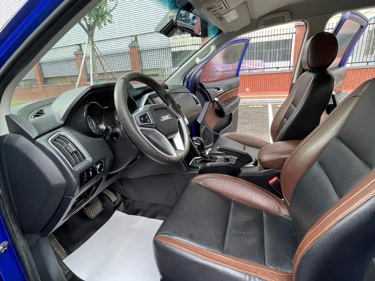 Jiangling Yuhu 7 2018 2017 2.0T Gasoline Auto 4WD Luxury Edition JX4G20A5L
