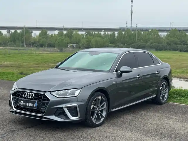 Audi A4L 2020