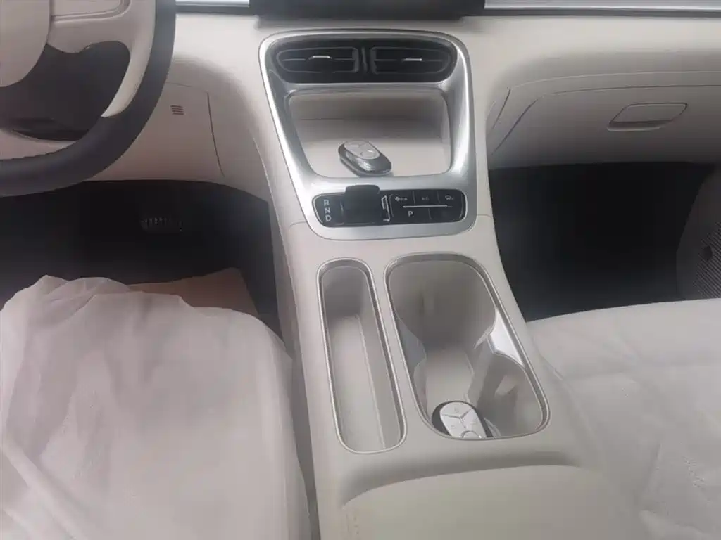 Geely Galaxy Starry Wish 2026 Edition 310km Youth Version фото 14