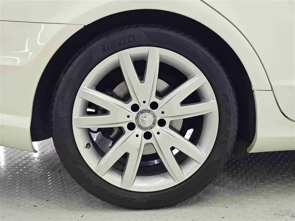 Mercedes-Benz CLS 2012 CLS 300 CGI фото 17