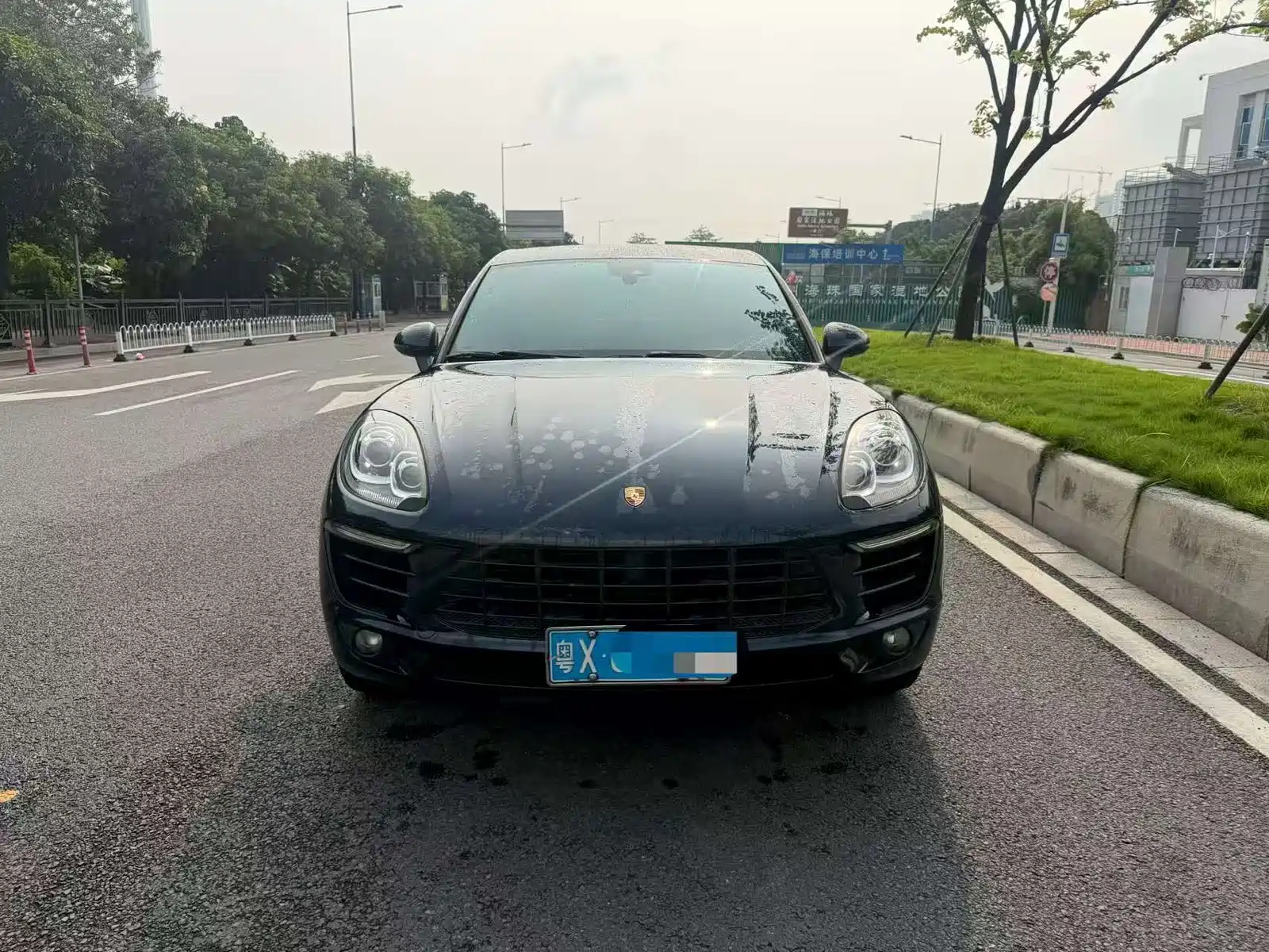 Фото 2 - Porsche Macan