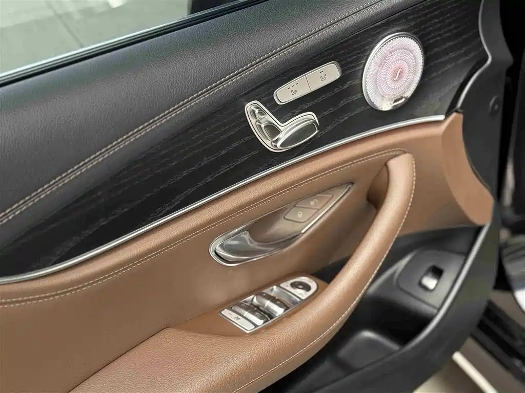 Mercedes-Benz E-Class 2022 Facelift E 300 L Sport Luxury Style фото 24