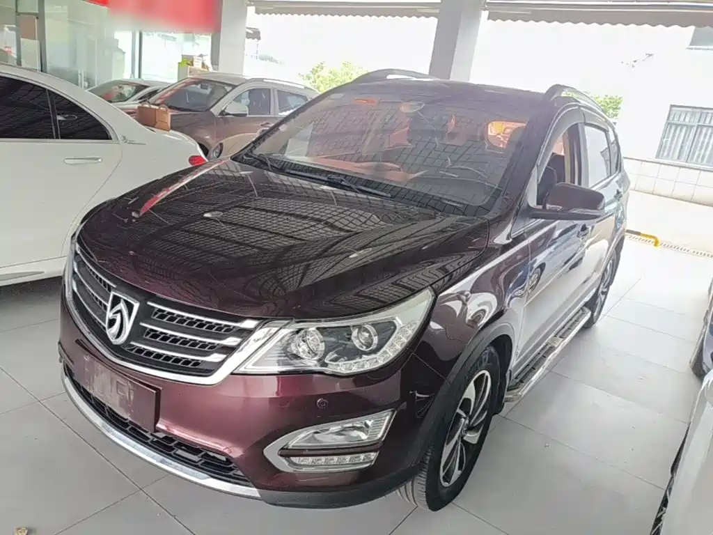 Baojun 560 2016 2015 1.8L Manual Luxury