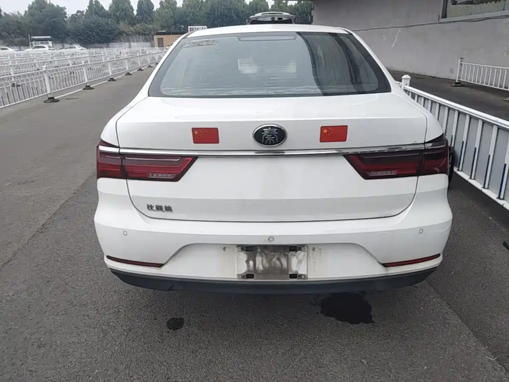BYD Qin 2020 2019 1.5L Automatic Luxury Edition