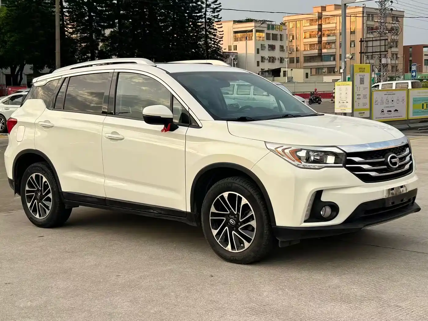 GAC Trumpchi GS4 2015 2015 200T Manual Luxury Edition