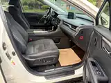 Фото 12 - Lexus RX
