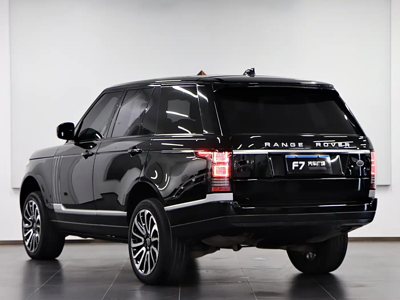 Land Rover Range Rover 2017 3.0 SC V6 Vogue фото 4