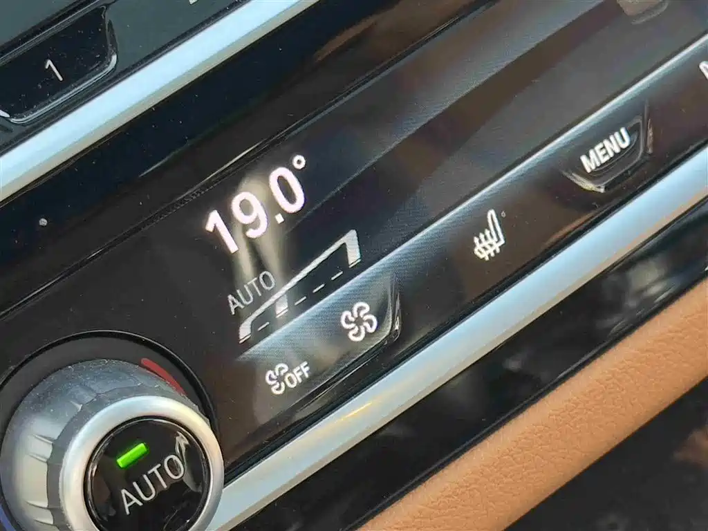 BMW 6 SERIES GT