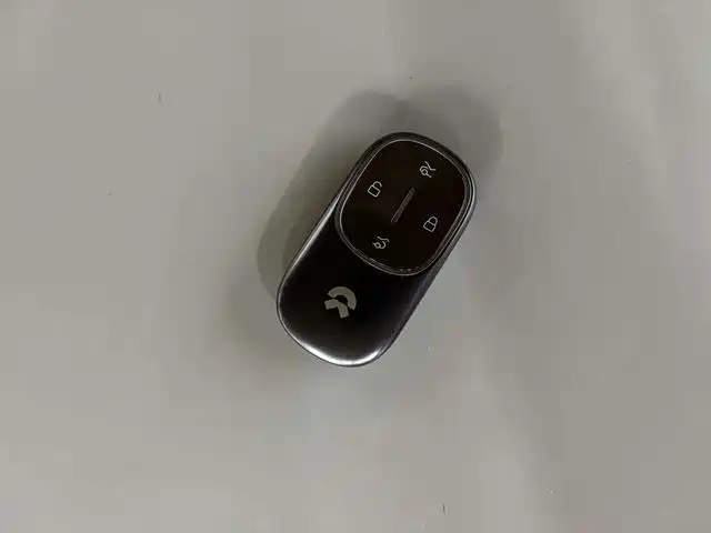 NIO ES8 2026 2025 Model 6-Seat Executive Luxury Edition