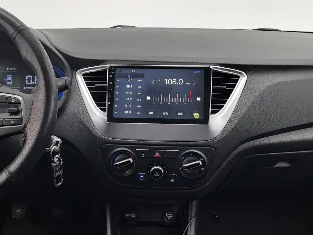 Hyundai Verna 2021 2020 1.4L Manual GLS Cool Edition
