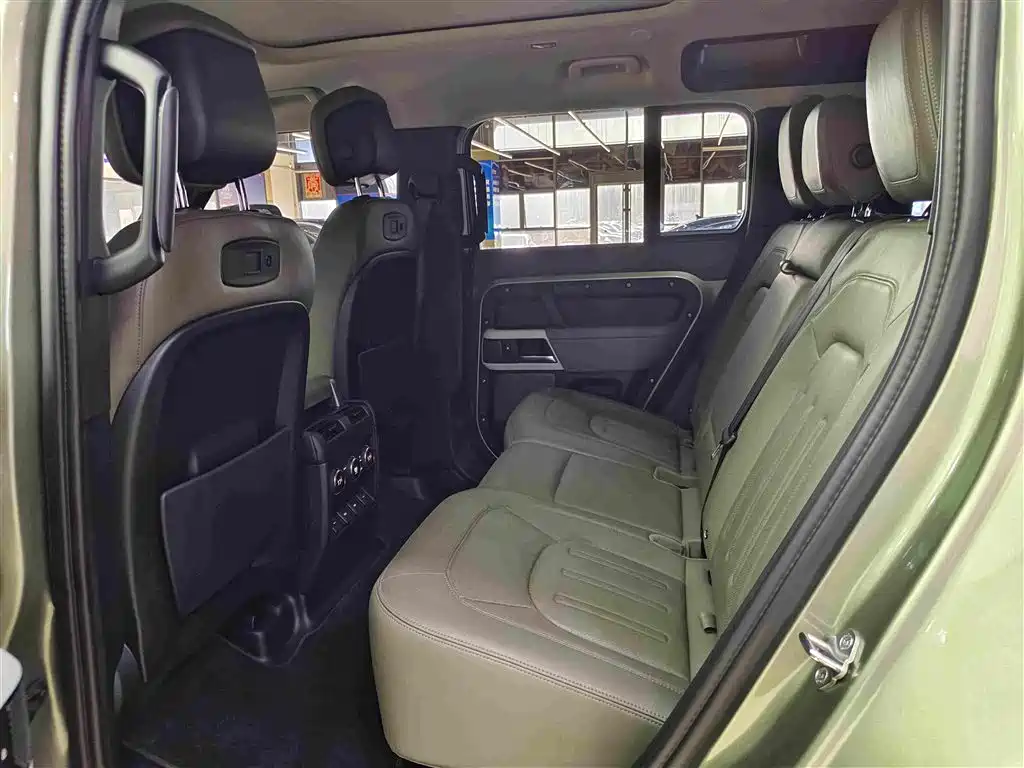 Land Rover Defender 2020 2020 Model 110 P400 HSE