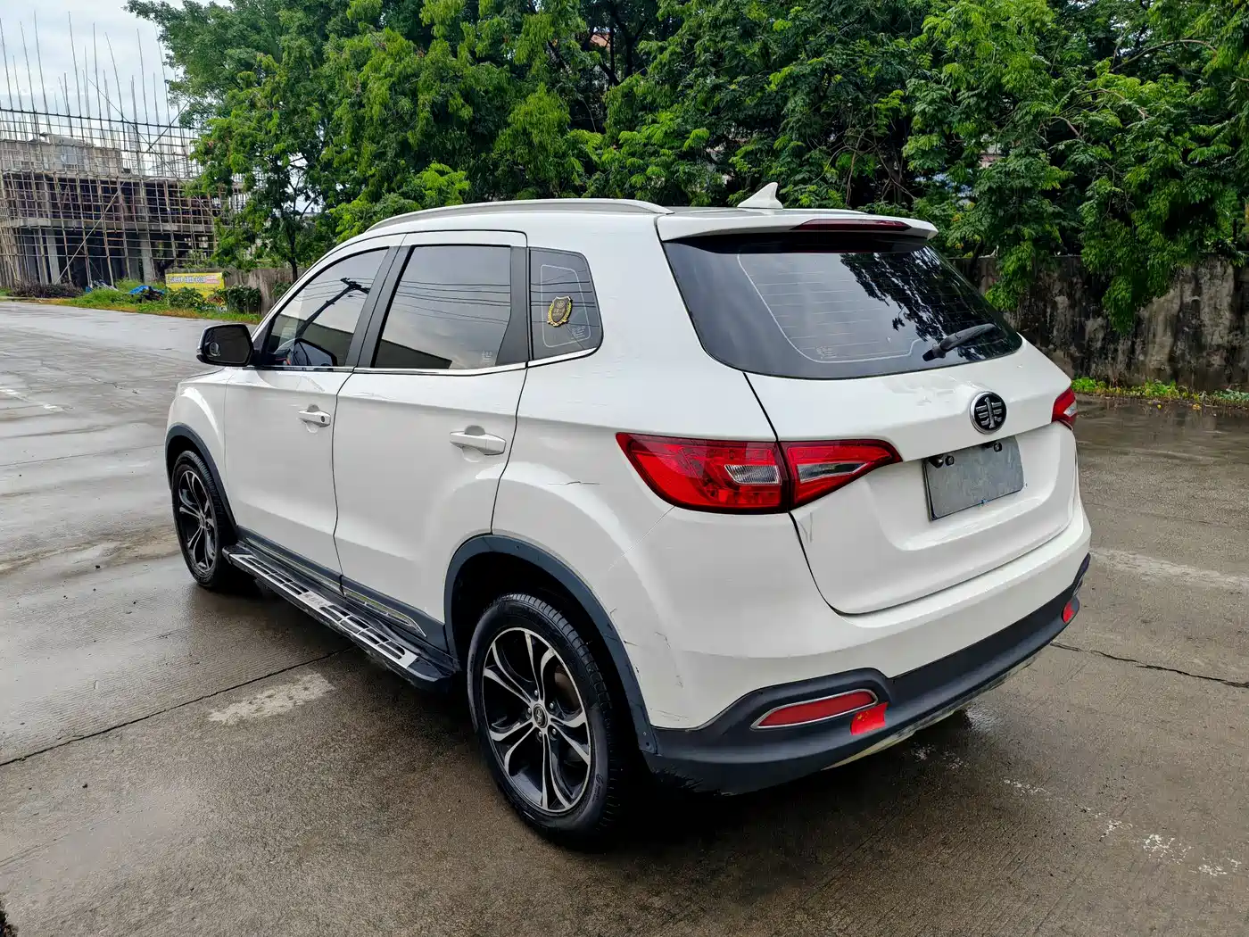 FAW Senya R7 2018 2017 Facelift 1.6L Automatic Luxury