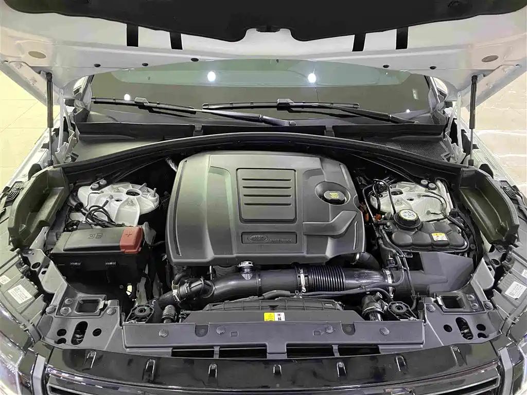 Land Rover Range Rover Velar 2024 2025 Dynamic SE