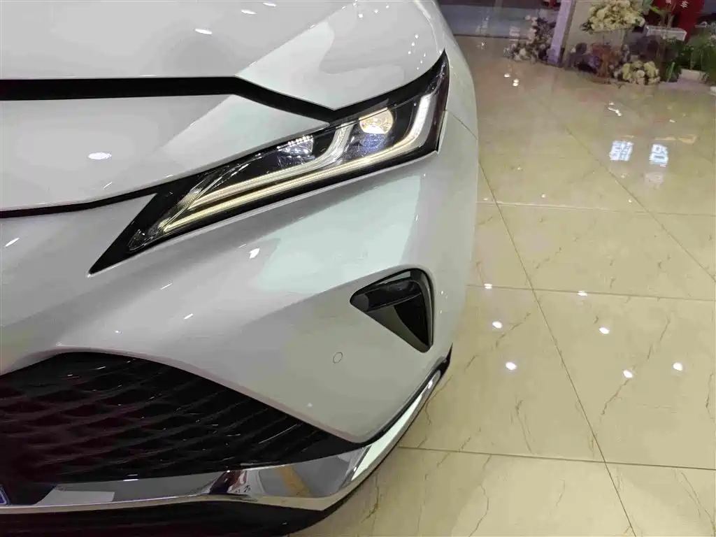 Toyota Venza 2022 2022 2.0L CVT 2WD Premium