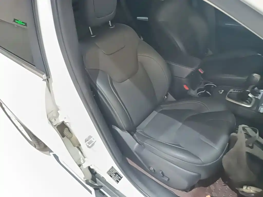 Jeep Cherokee 2019 2017 2.0L Superior Edition