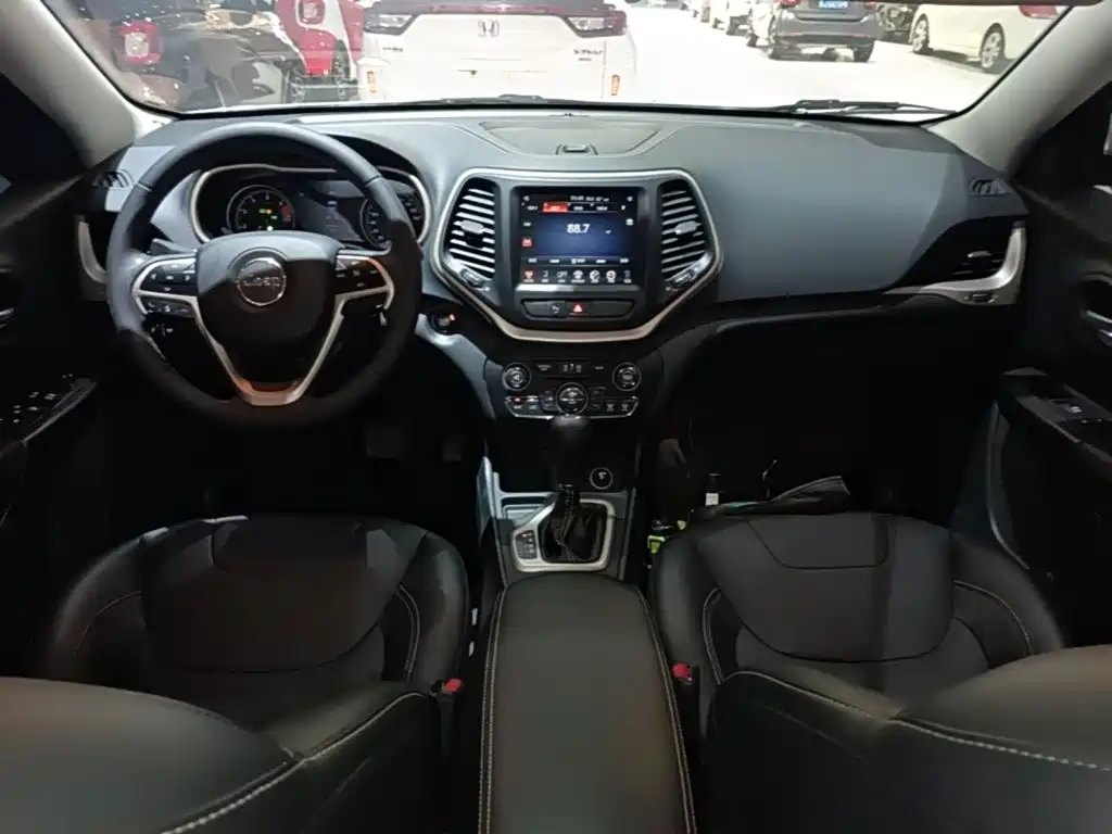 Jeep Cherokee 2019 2017 2.0L Superior Edition