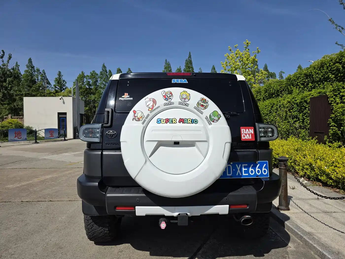 Toyota FJ Cruiser 2011 4.0L фото 9