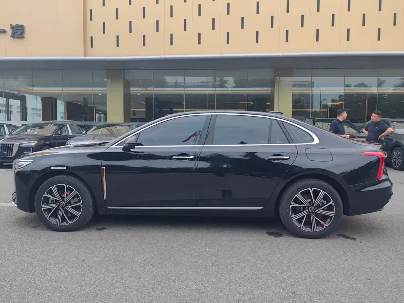 Hongqi H5 PHEV 2025 2025 130 Super Hybrid Edition