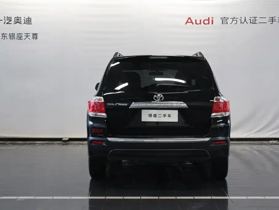 Toyota Highlander 2012 2.7L 2WD 7-Seater Luxury Edition фото 6
