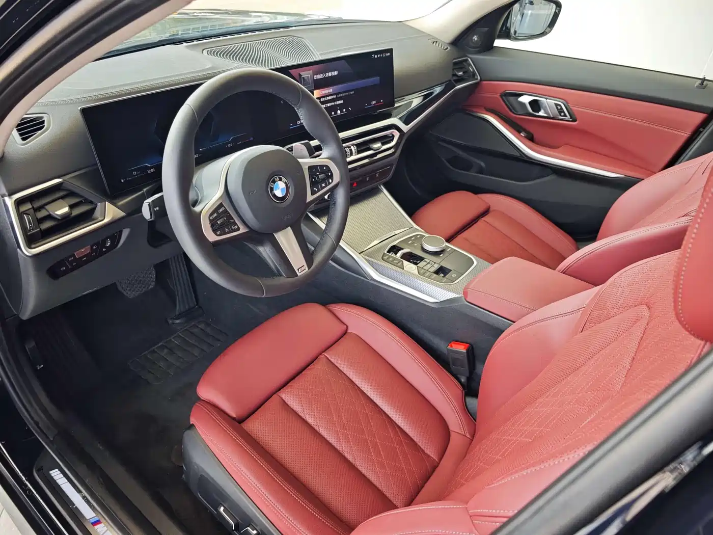 BMW 3 Series 2024 325Li M Sport Shadowline Package фото 7
