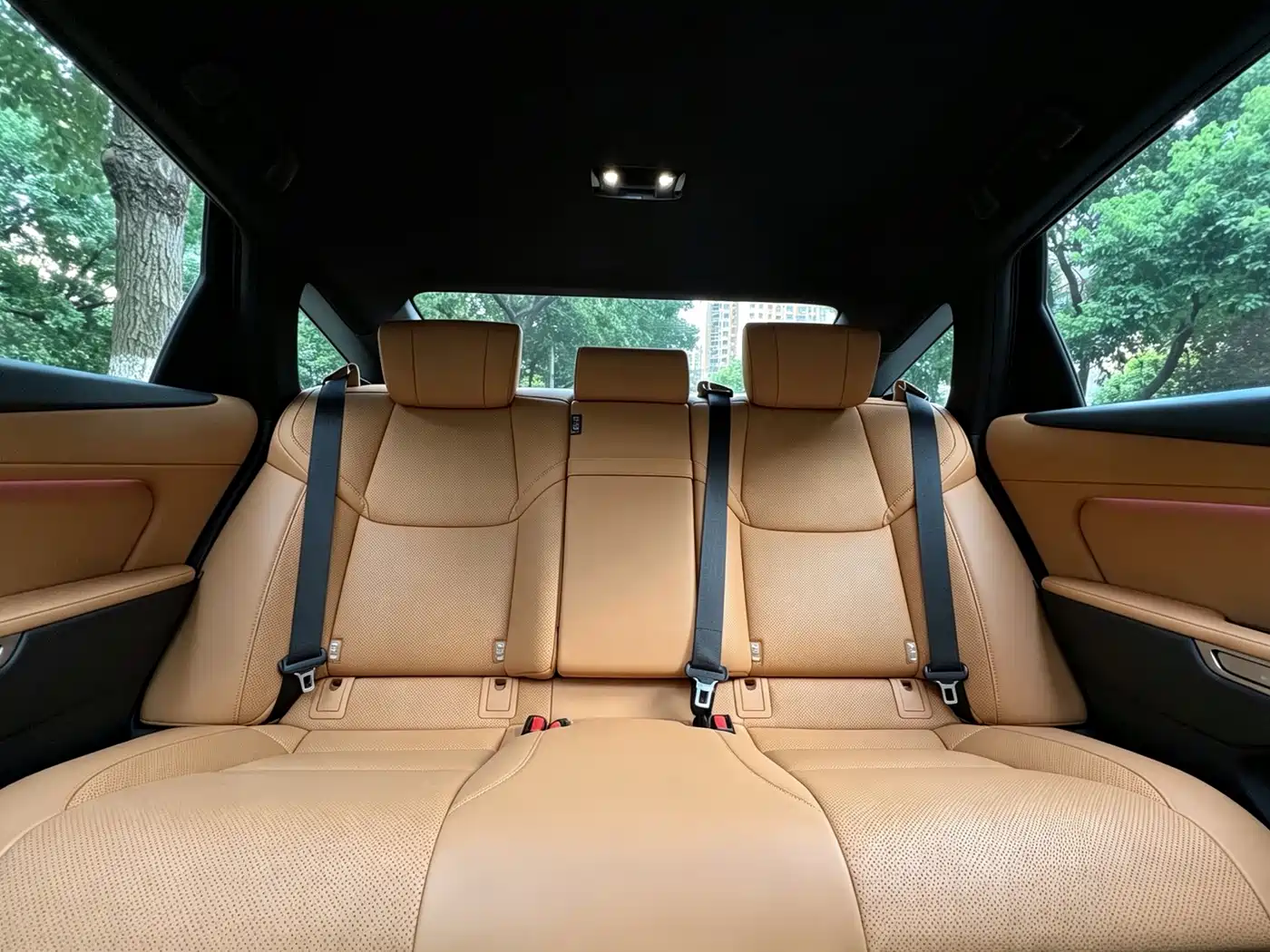 Lexus ES 2026 2025 Model 300h Base Version