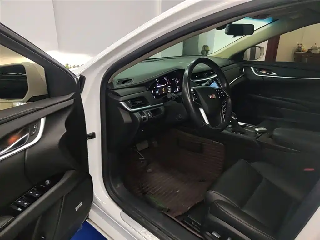 Cadillac XTS 2019 2018 28T Technology