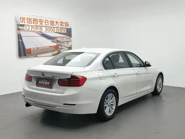 BMW 3 Series 2013 320Li Fashion Model — фото 2