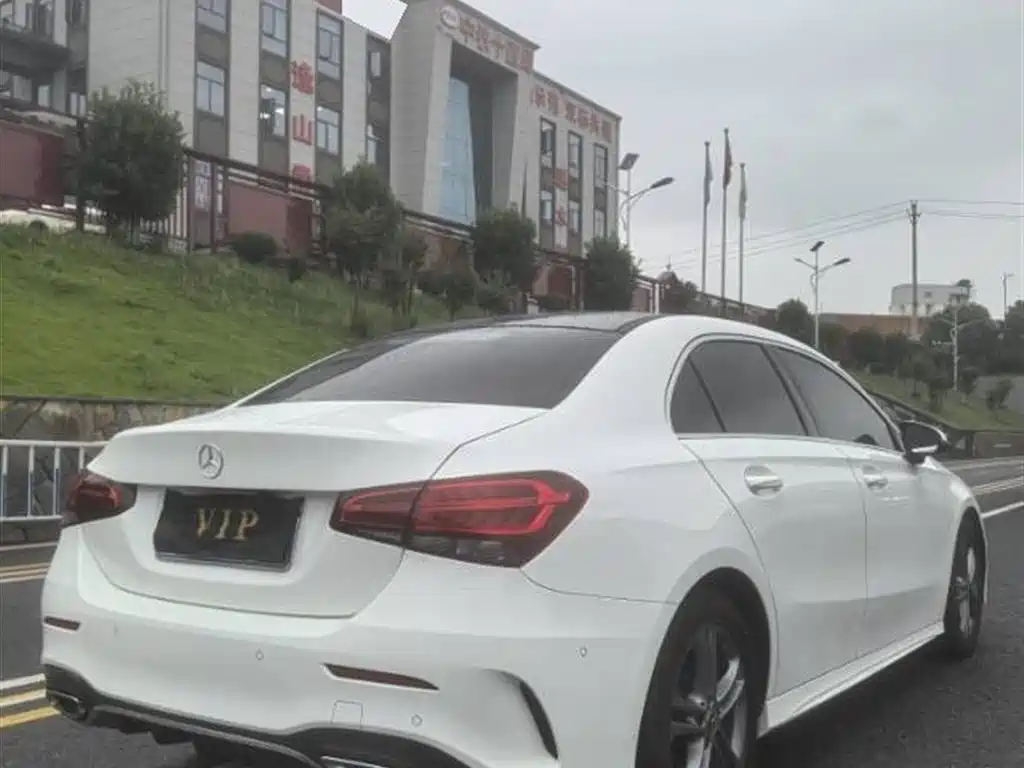 Mercedes-Benz A-Class 2021 Facelift A 180 L Sport Sedan фото 7