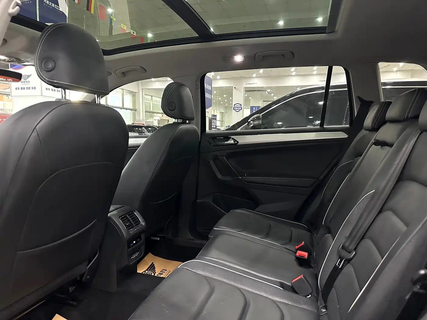 Volkswagen Tiguan L 2018 Facelift 330TSI Automatic 2WD Flagship Edition фото 12