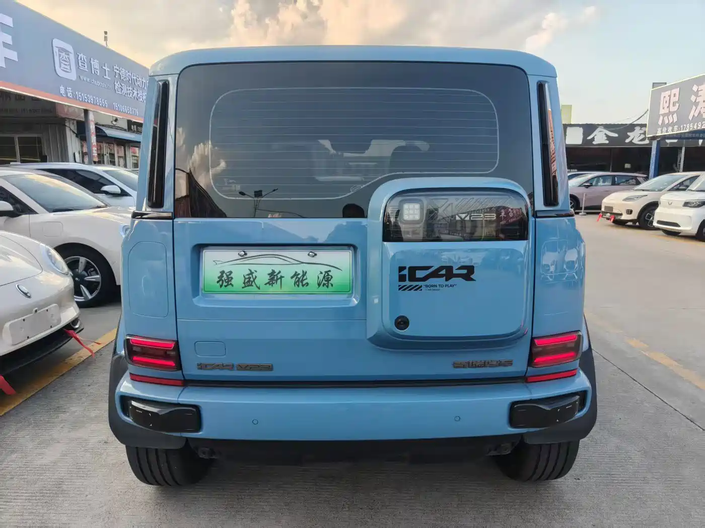Photo 9 - iCAR V23