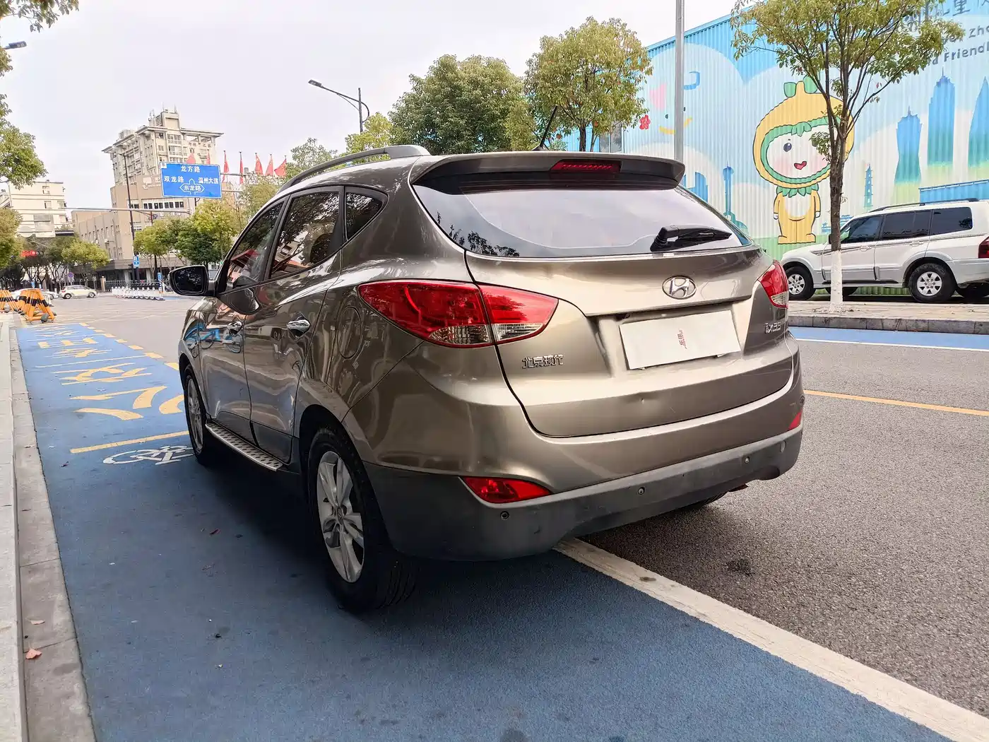 Hyundai Beijing Hyundai ix35 2010 2.0L Automatic 4WD Premium GLS фото 4