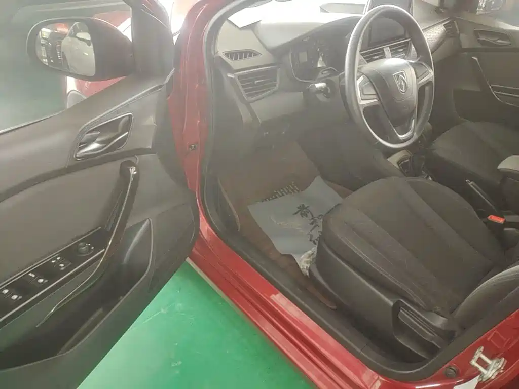 Baojun 310 2018 2016 1.2L Manual Comfort Model