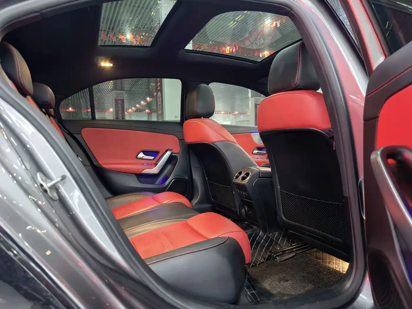Mercedes-Benz A-Class AMG 2020 AMG A 35 L 4MATIC фото 9