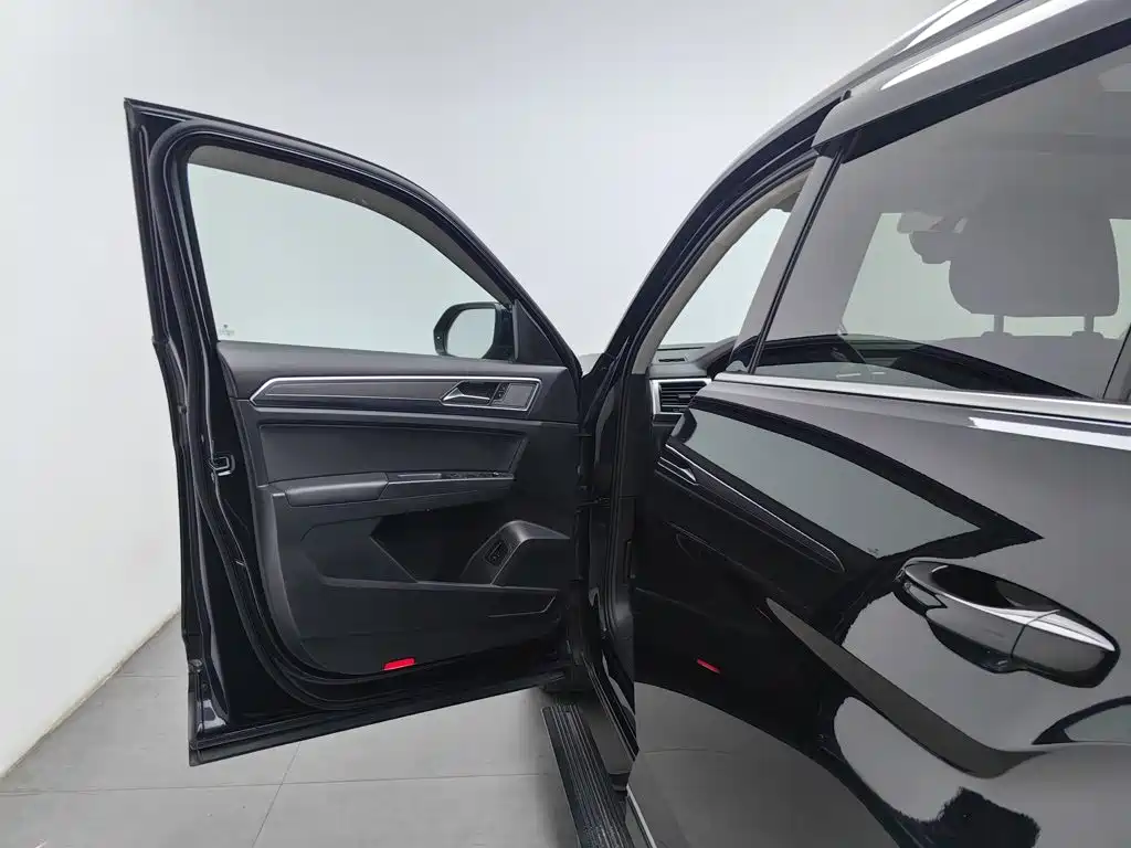 Фото 8 - Volkswagen Teramont