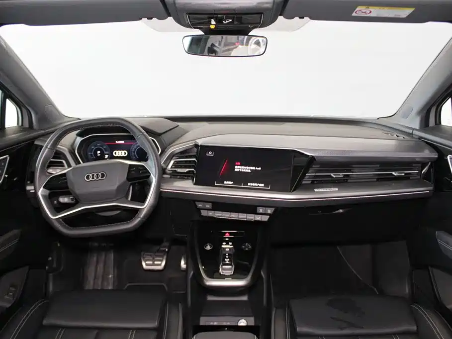 Audi Q4 e-tron 2024 40 e-tron Pioneer Edition фото 9