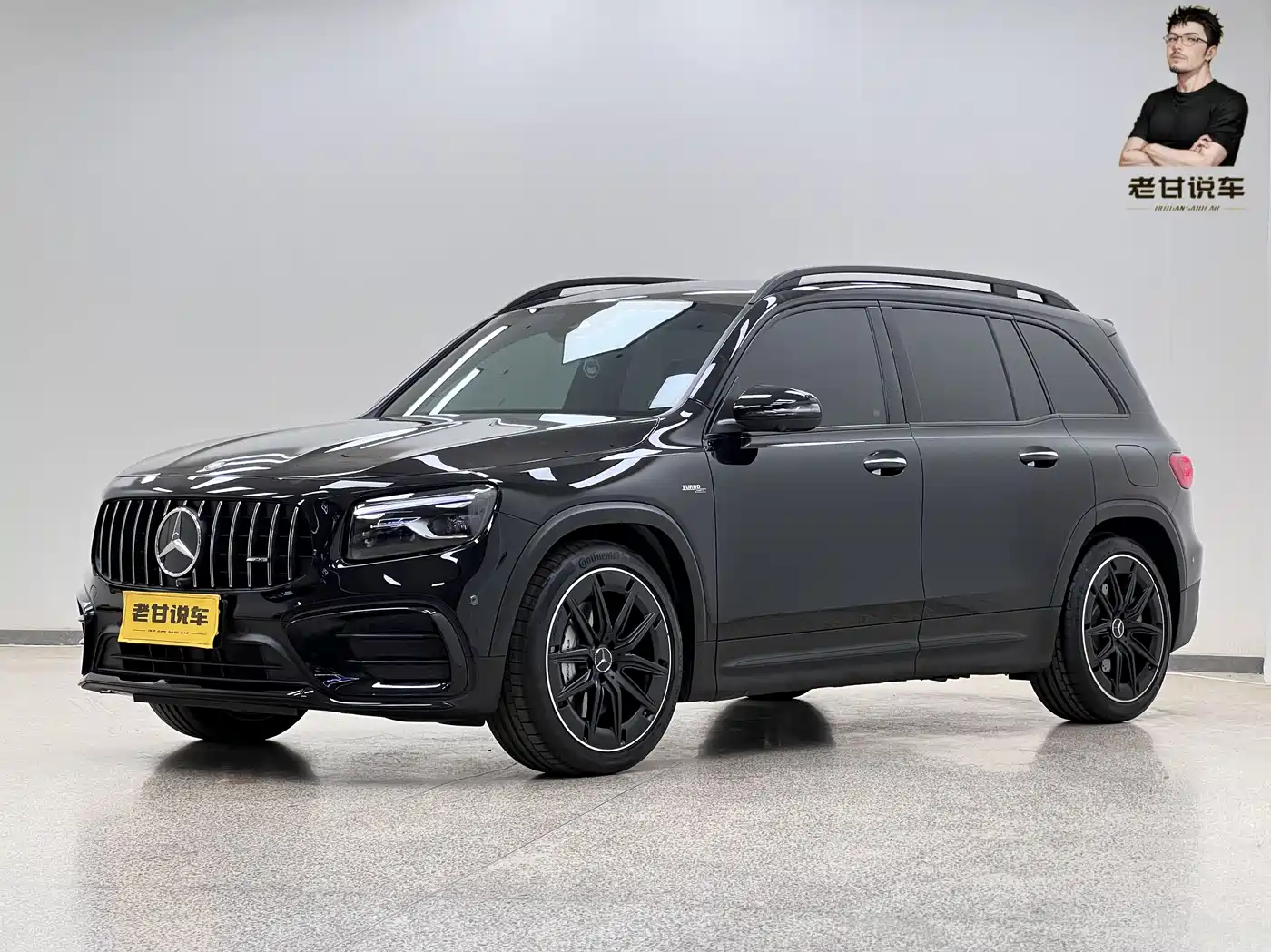 MERCEDES-BENZ GLB AMG 2025