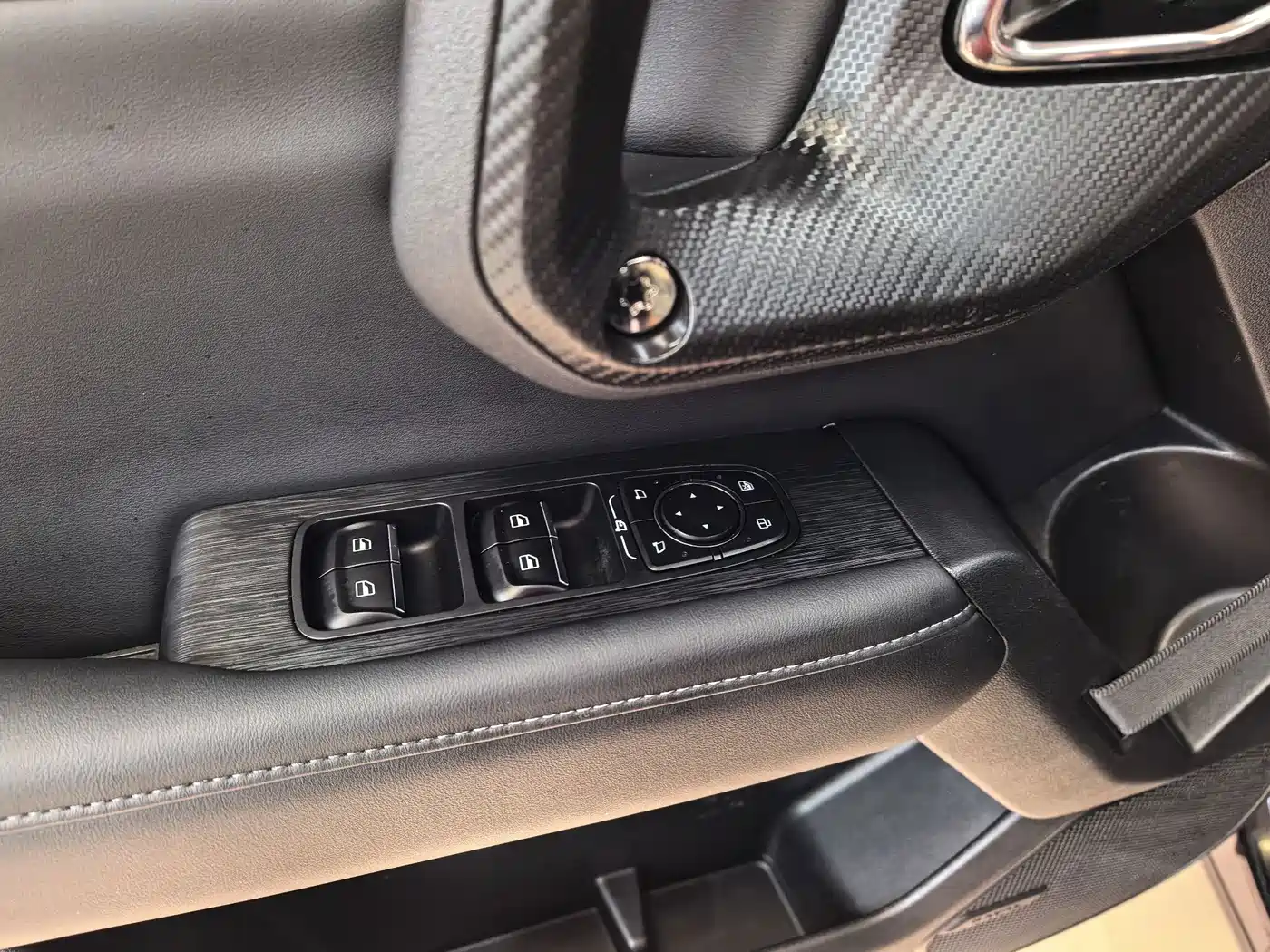 Haval Second-Generation Big Dog New Energy 2024 2024 Hi4 102km Trend Electric Plus