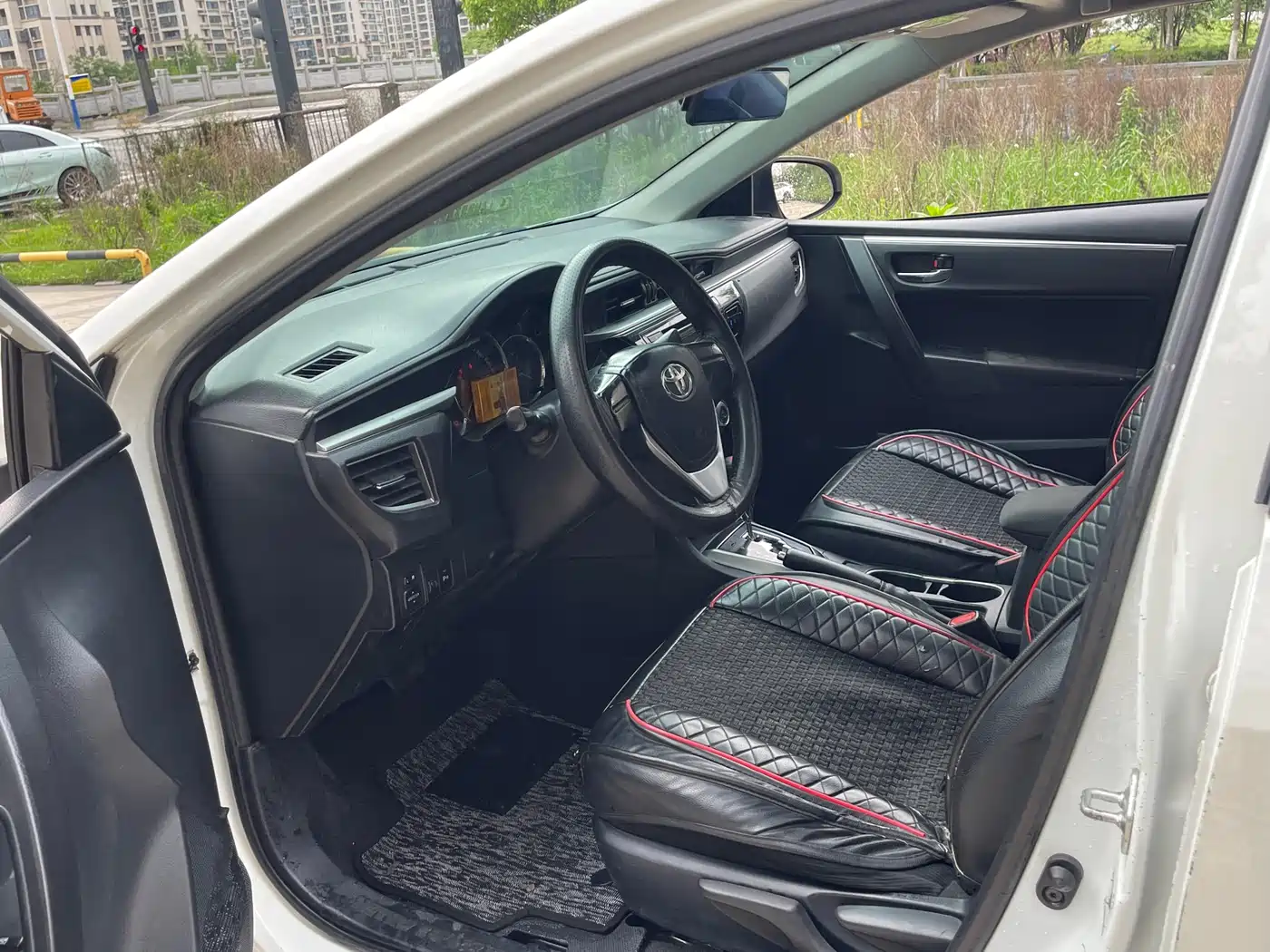 Toyota Levin 2016 1.6G CVT Elite Edition фото 9