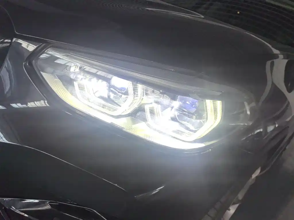 BMW iX3 2021 Leading фото 18