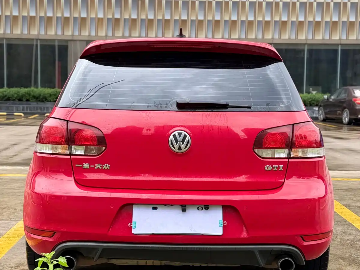 Volkswagen Golf GTI 2012 2.0TSI GTI фото 7