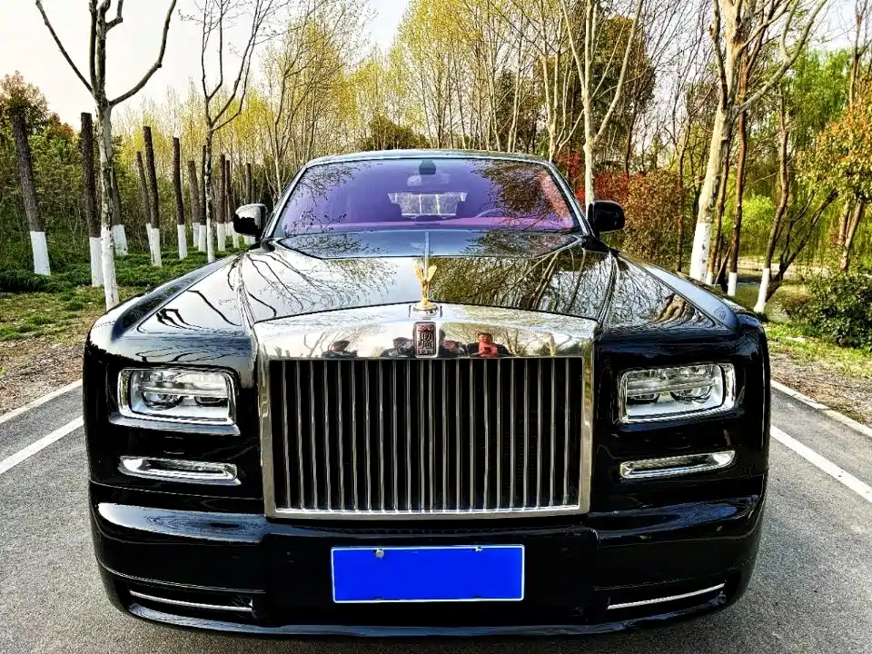Rolls-Royce Phantom 2011 2006 6.7L Extended Wheelbase EWB