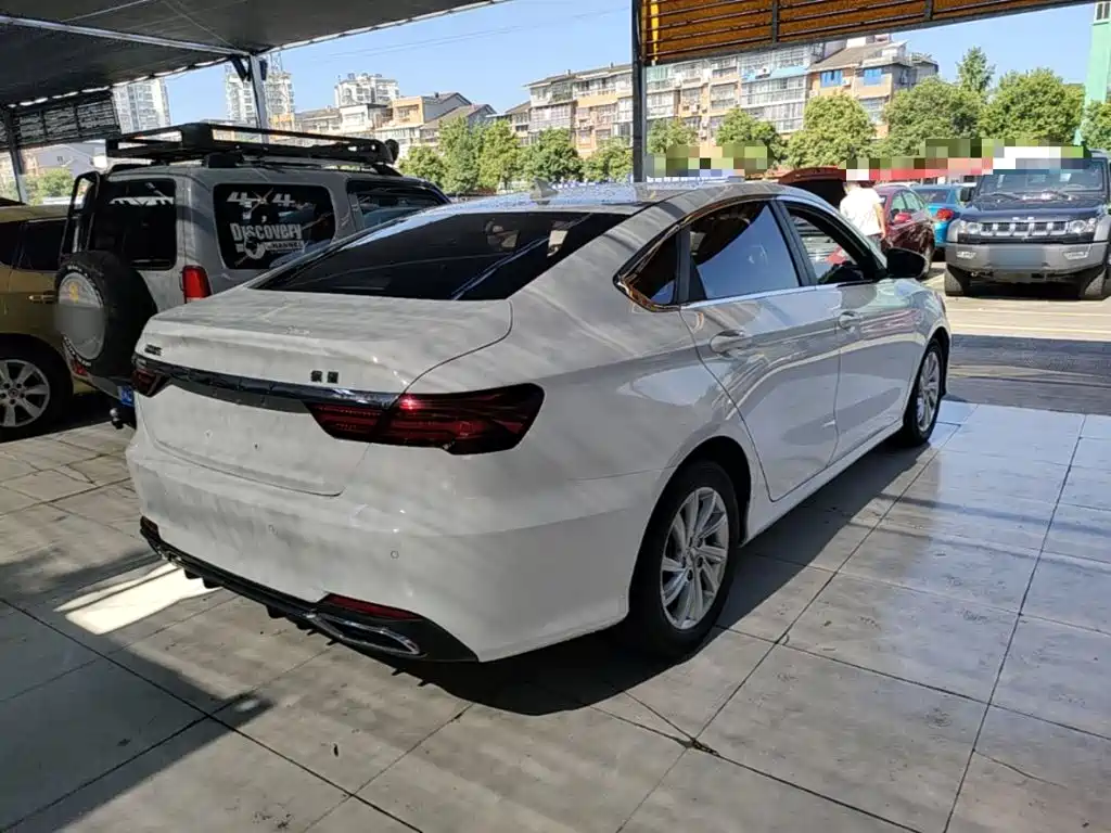 Фото 7 - Geely Binrui
