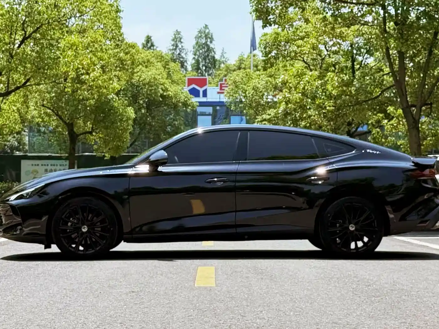 MG MG7