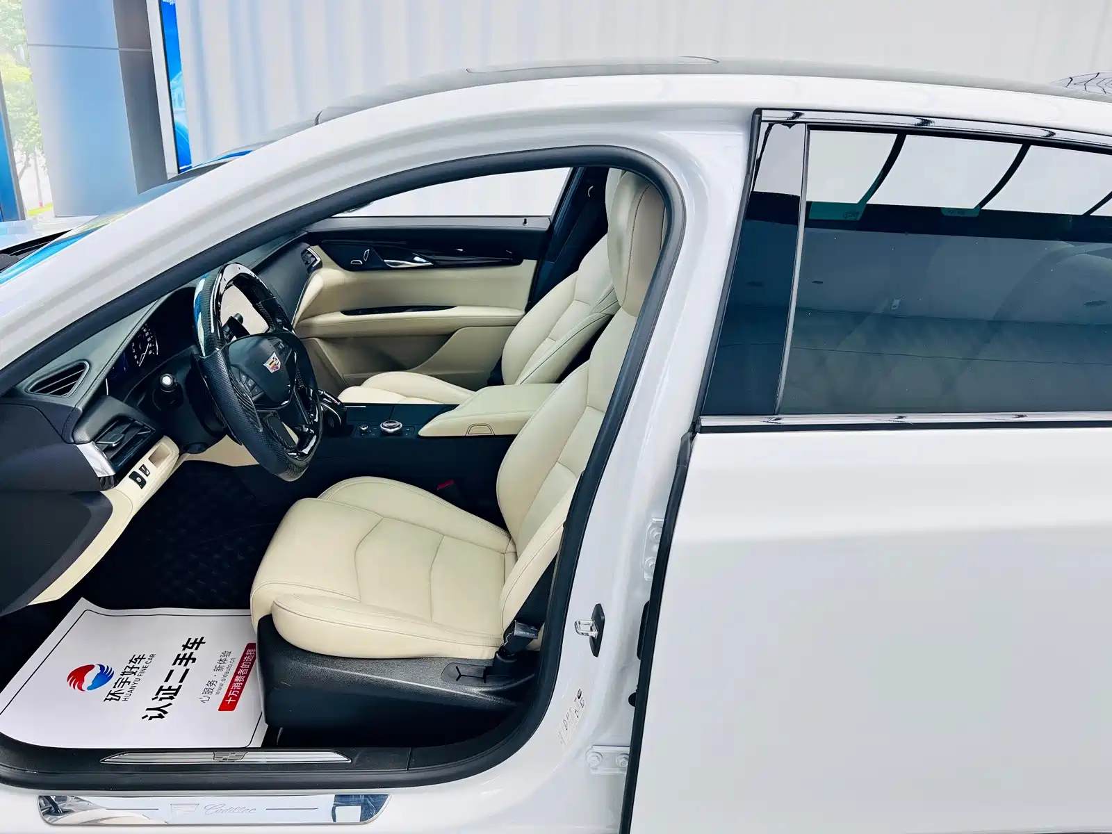 Фото 21 - Cadillac CT6