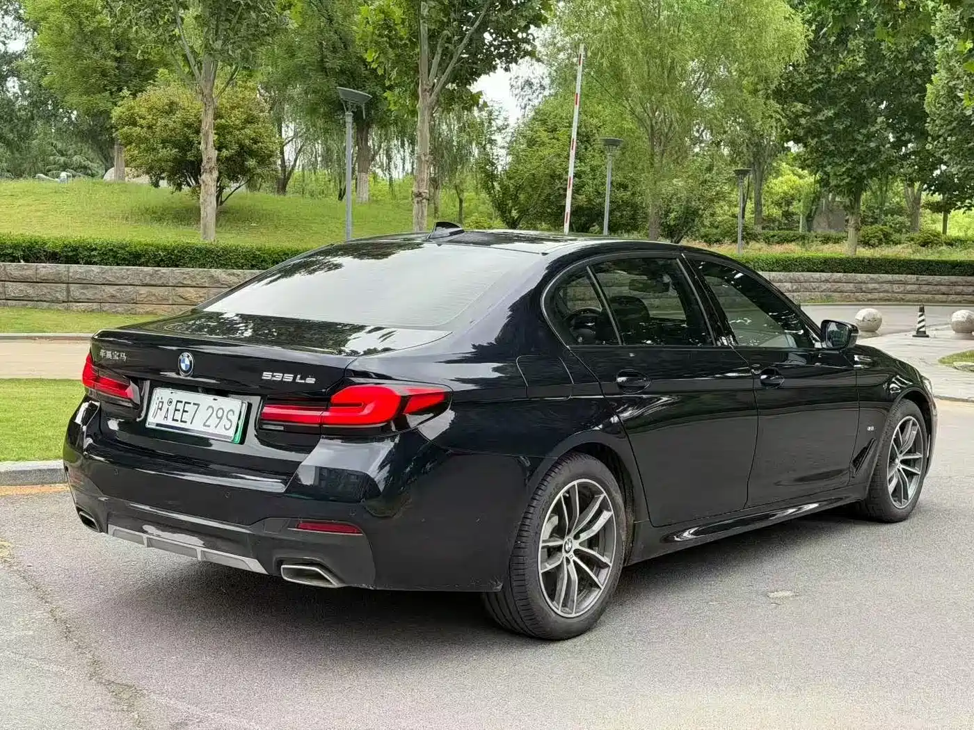 BMW 5 Series New Energy 2021 Facelift 535Le Luxury Package фото 9