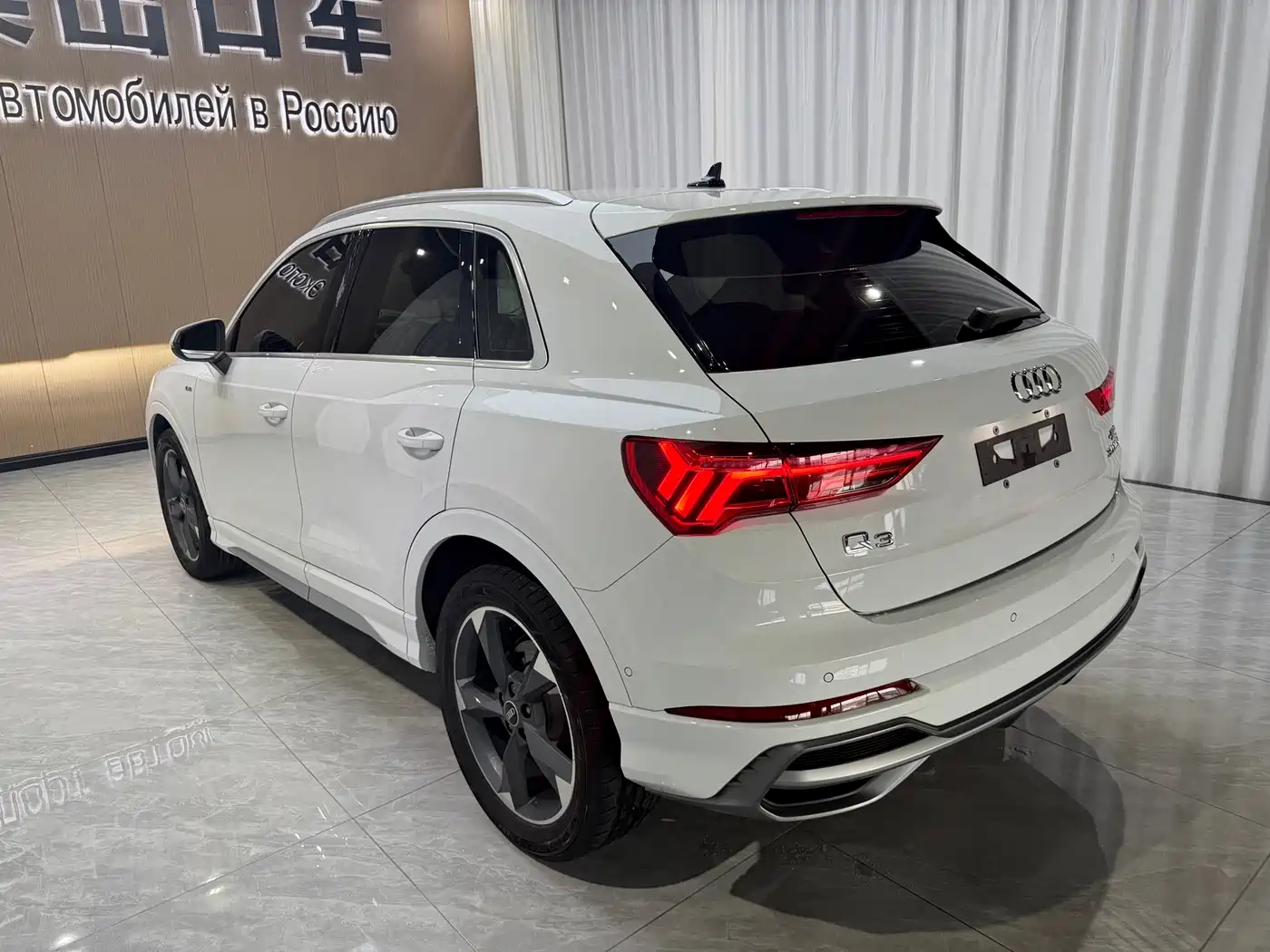 Audi Q3 2023 35 TFSI Fashion Dynamic (1.4T) фото 6